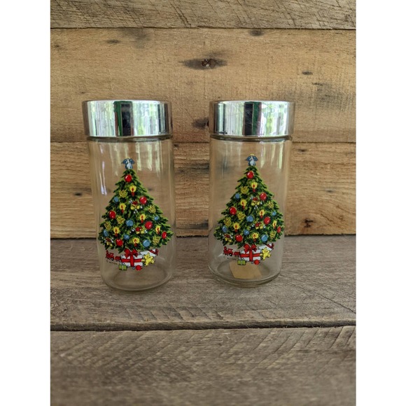 Vintage Action Industries Glass Christmas Tree Salt and Pepper Shakers - Picture 1 of 9